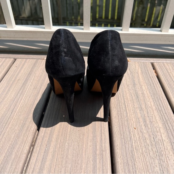 Aldo Elegant Black Suede Peep-Toe Heels - Picture 4 of 9